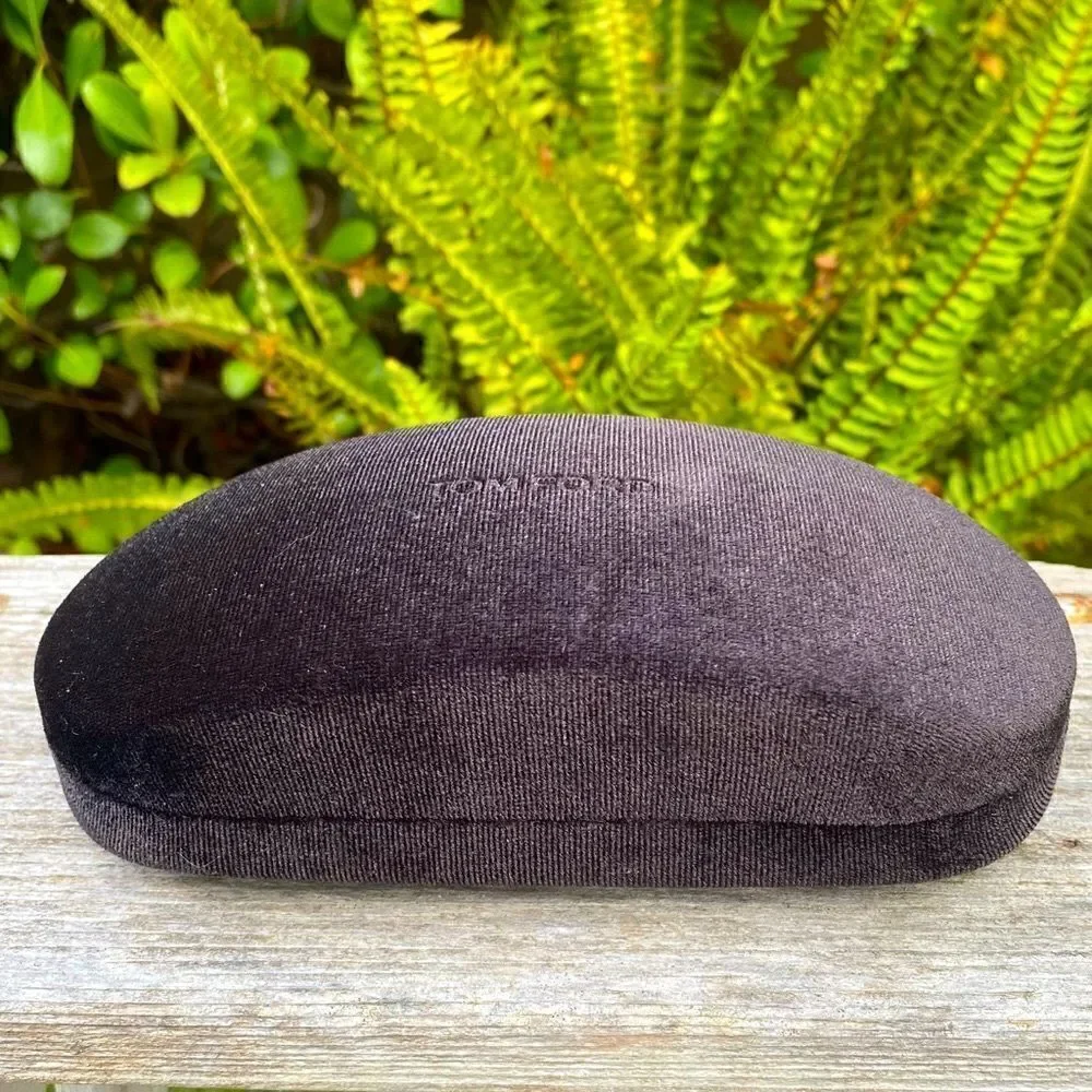 Tom Ford Black Velour Clamshell Sunglasses Case. Unisex EUC. Luxury Designer